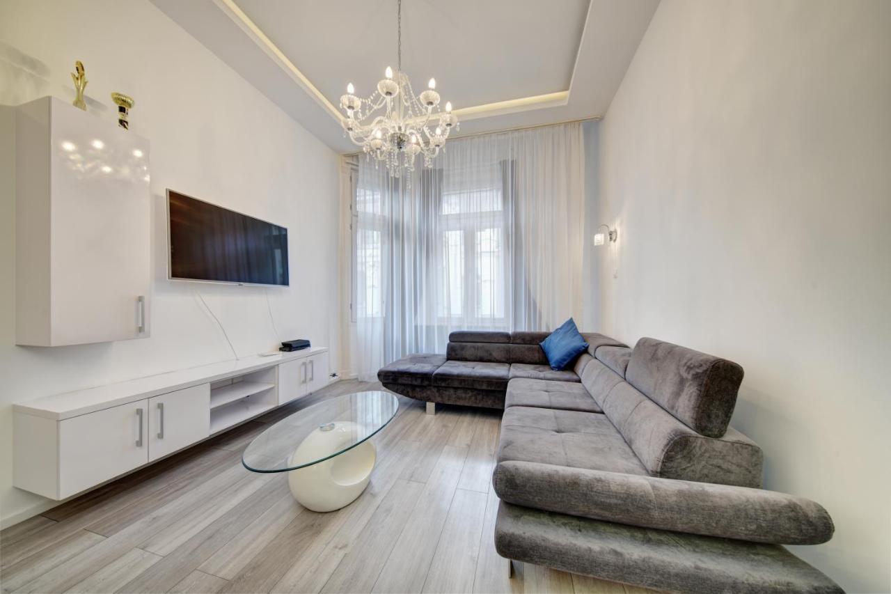 Center Apartment Budapest - VÁCI UTCA Budapeste Exterior foto